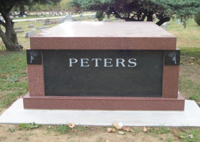 Mausoleum Peters (Small)